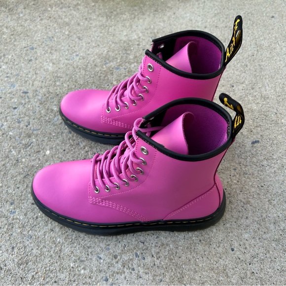 NEW Dr. Martens Zavala Thrift Pink Boots Women’s Size 9 READ - Picture 3 of 10